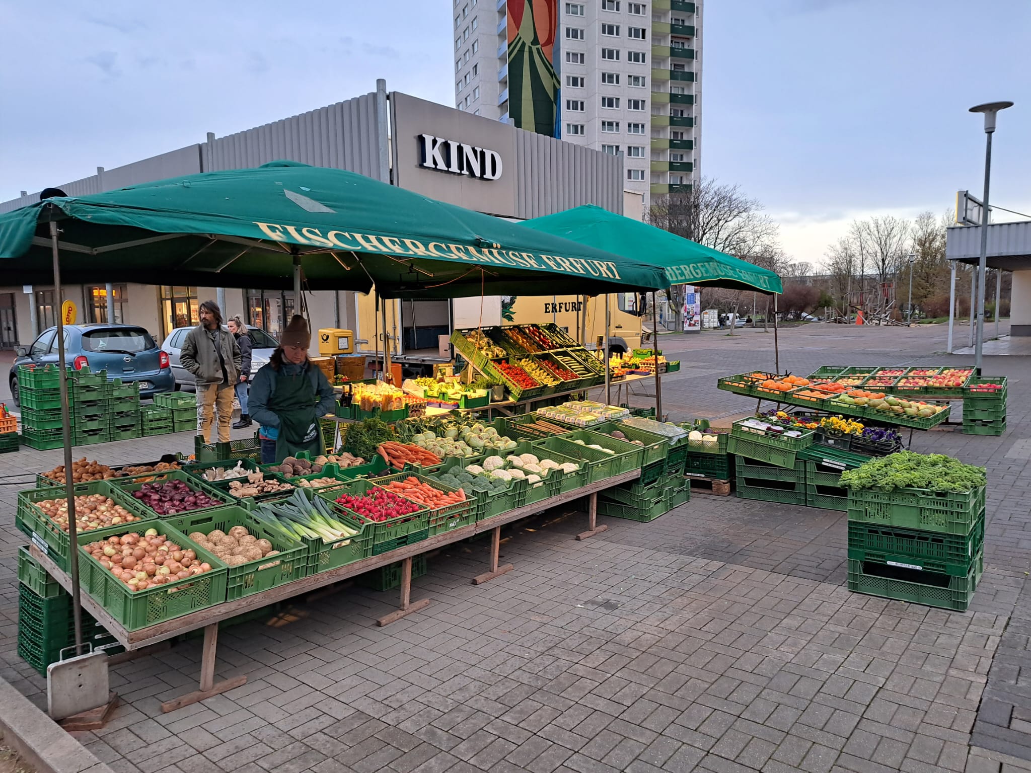 Auswahl saisonales Gemüse am Fischer Gemüse Marktstand in Erfurt am MoskauerPlatz